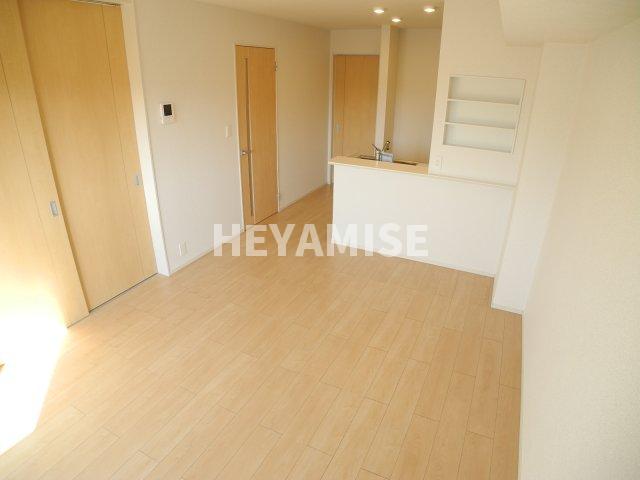 居室・リビング　※室内画像は別号室のもの