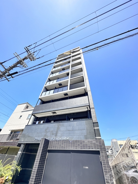 建物外観　引き締まったシックな佇まい♪