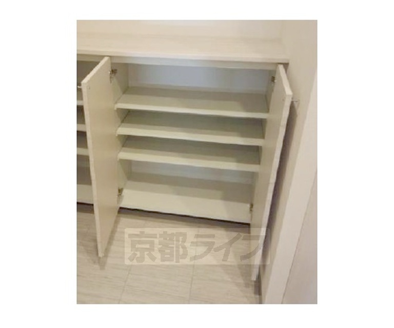 収納　・同仕様