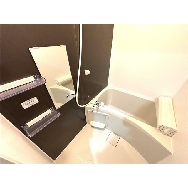 バス・シャワールーム　建築中の為、参考写真です