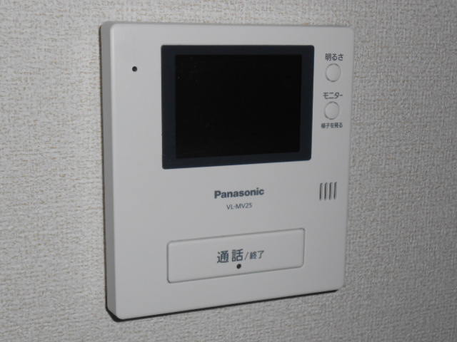 セキュリティ　カラーＴＶモニター付インターホン完備