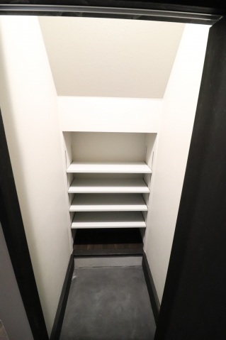 収納　シューズクローク