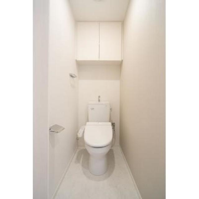 トイレ　※写真は同タイプ住戸です。