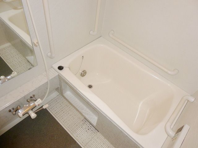 バス・シャワールーム　★お部屋探しはタウンハウジング稲田堤店まで★