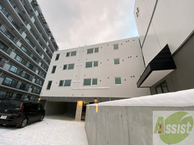 建物外観　中央区北５条西「Ｌｉｖｅａｓｅｋｉｔａｍａｒｕｙａｍａ」