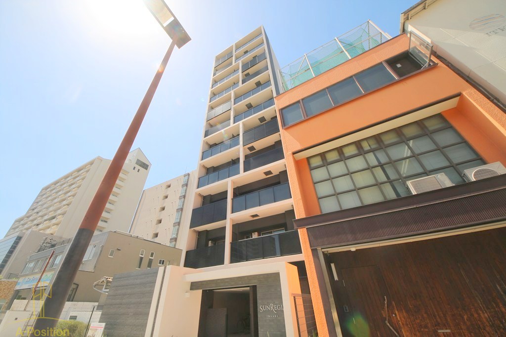 建物外観　SUNREGIS　NAMBA