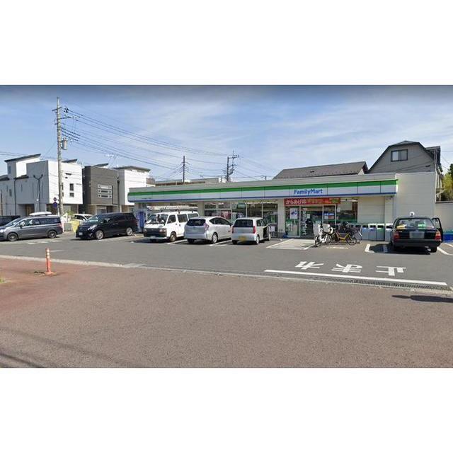 コンビニ　ファミリーマート（コンビニ）まで190m