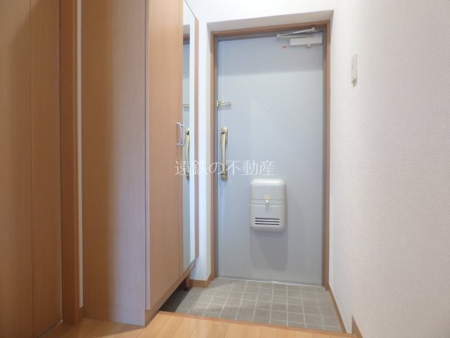 玄関　現況優先