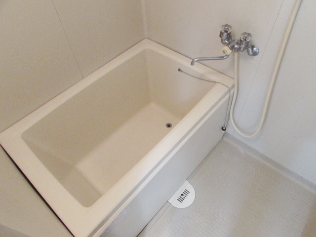 バス・シャワールーム　日々の暮らしに欠かせないお風呂です