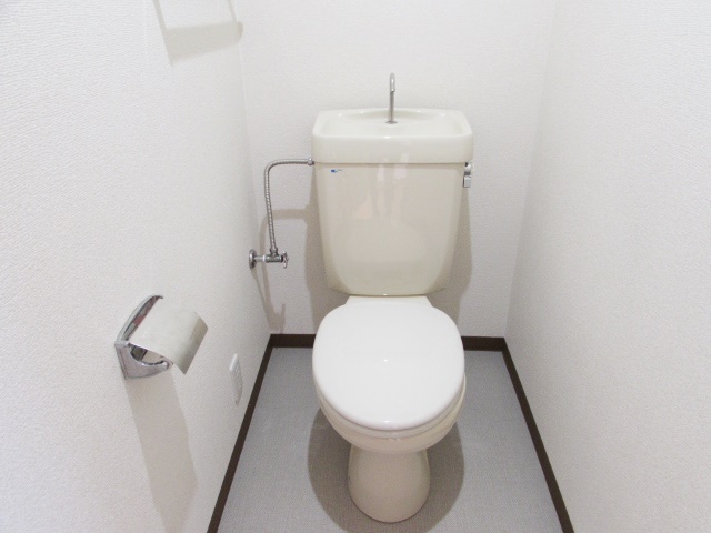 トイレ　コンパクトで使いやすいトイレです