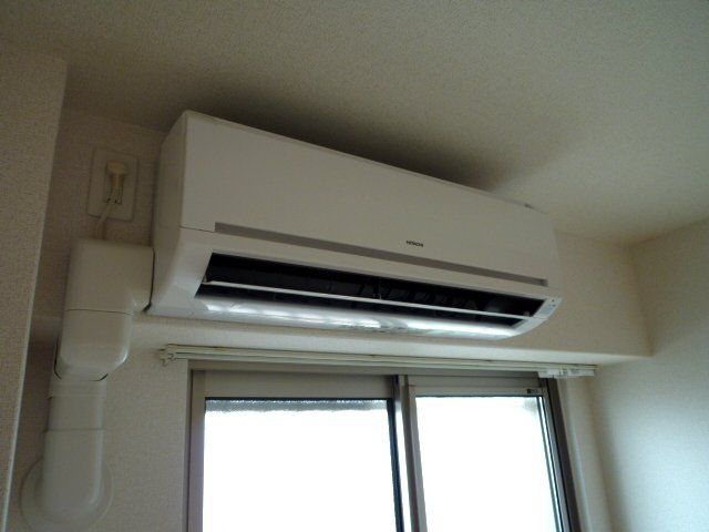 その他設備　エアコン一基付いています。