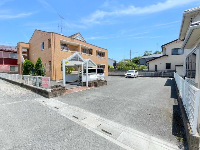駐車場　外観写真（昼）