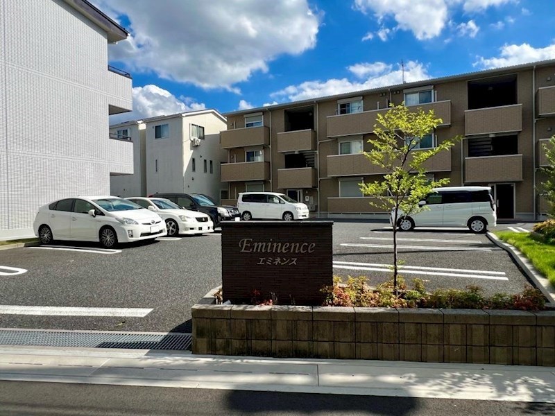 エントランス　建物入口