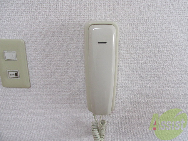 セキュリティ　インターホン、はい、もしもーし。