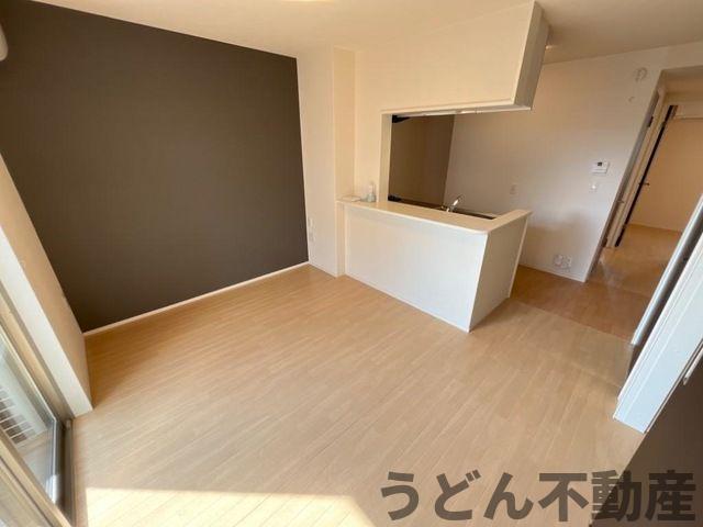 居室・リビング　うどん県のお部屋探しはうどん不動産へ うどんちゃんとLINE