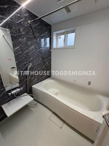 バス・シャワールーム　別部屋参考写真