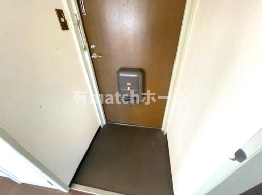 玄関　(参考)同マンション別間取り他部屋の写真