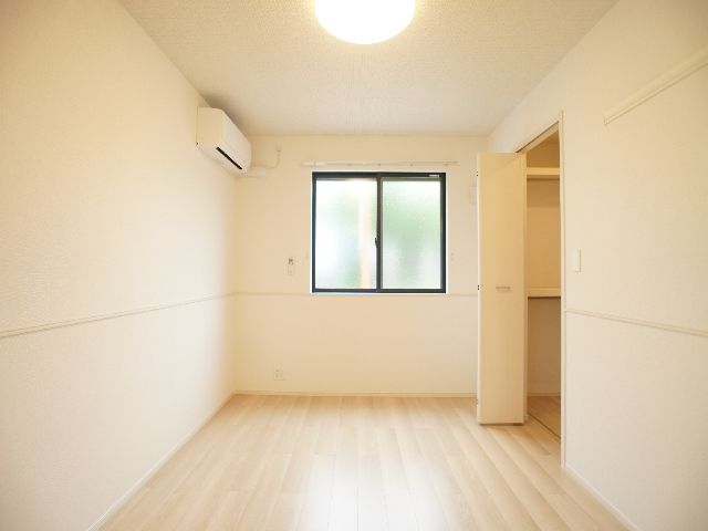 その他部屋・スペース　清潔感のあるきれいな洋間です♪