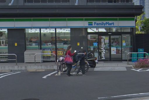 コンビニ　ファミリーマート 江東有明店（コンビニ）まで1105m