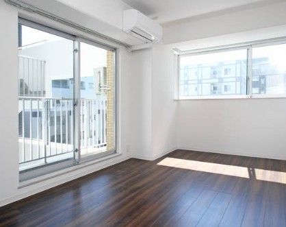 居室・リビング　同間取別部屋