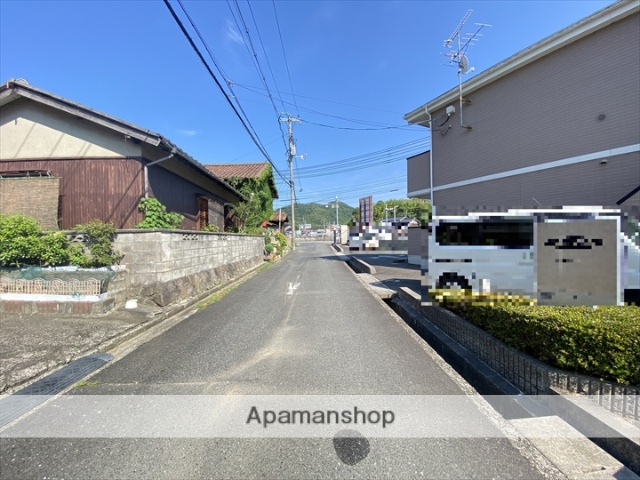 その他　前面道路（その他）まで0m