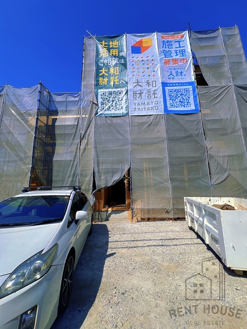 エントランス　外観（建設中）