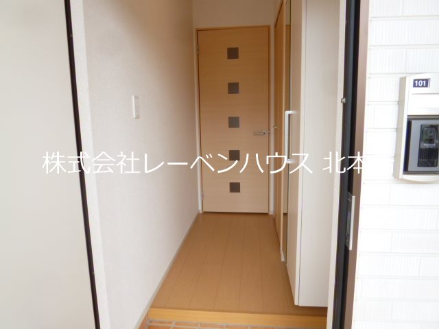玄関　★レーベンハウスホームページに写真たくさんあります★
