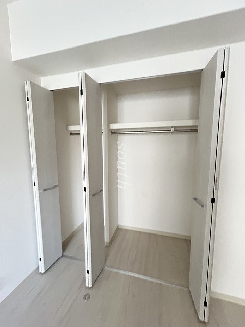 収納　クローゼット