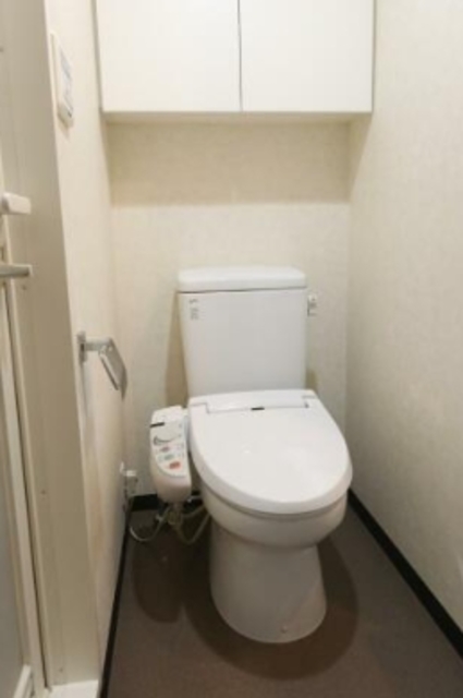 トイレ　同仕様参考写真