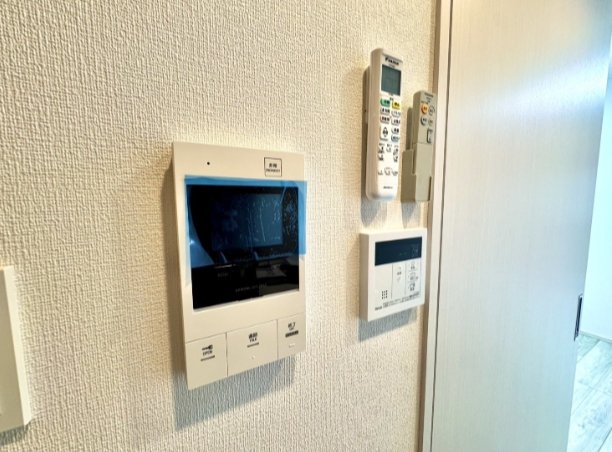 セキュリティ　☆安心のTVモニター付きインターホン☆