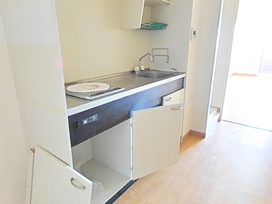 キッチン　※別部屋の写真です