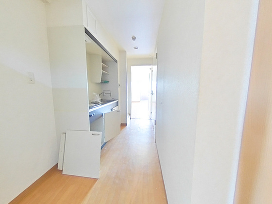 玄関　※別部屋の写真です