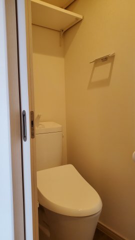 トイレ　※他号室のお写真になります。