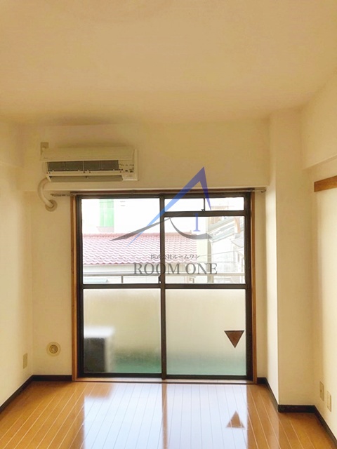 居室・リビング　洋室のお部屋です。