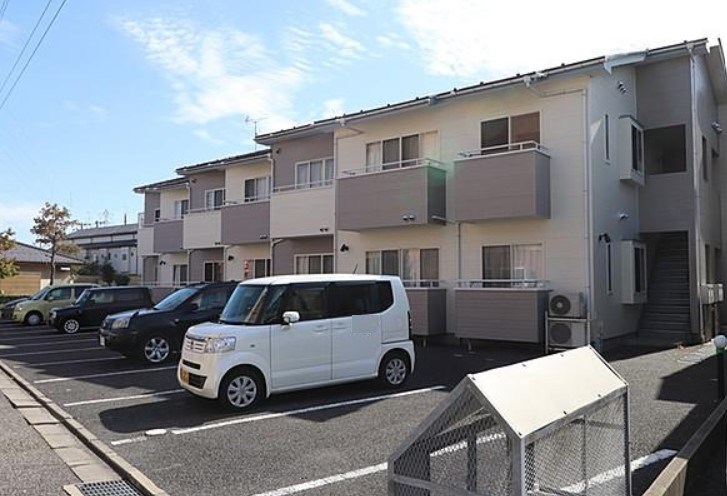 建物外観　桜木インターすぐそばの立地