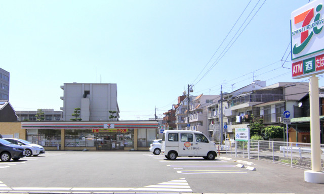 コンビニ　セブンイレブン　道後今市店（コンビニ）まで106m