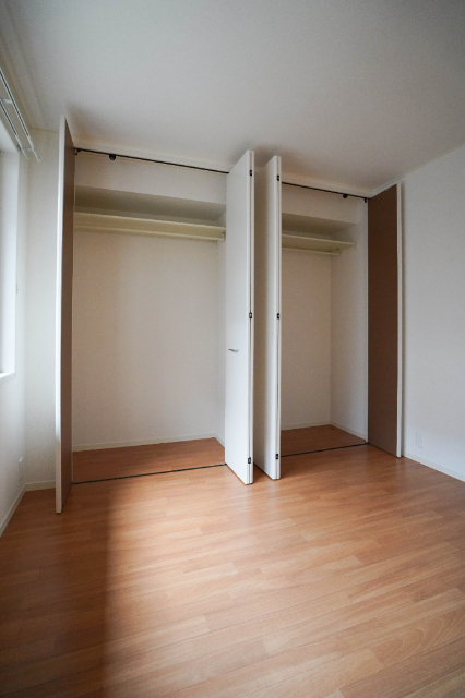 収納　同じ建物の別なお部屋