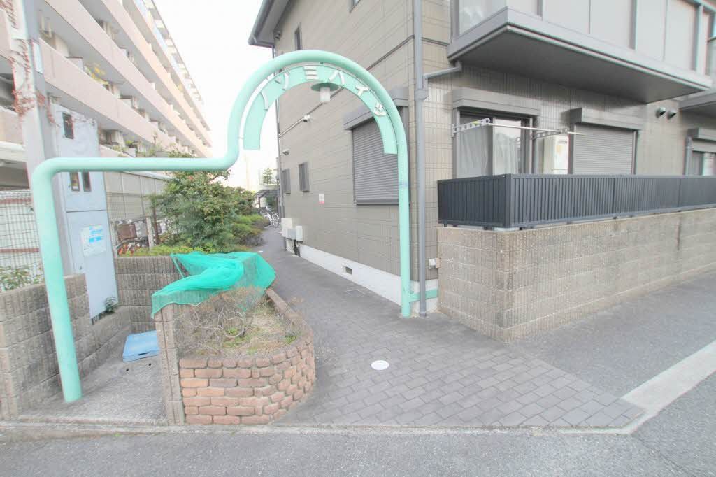 建物外観　エントランス
