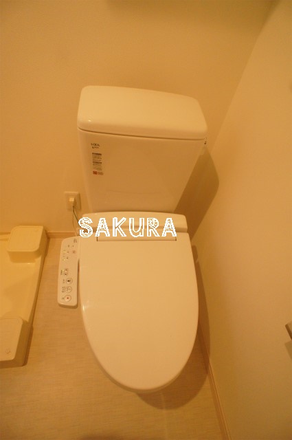 トイレ　落ち着いた色調のトイレです♪