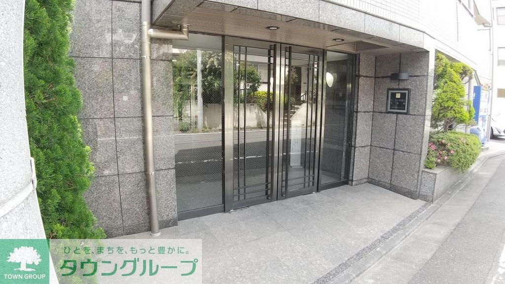 エントランス　エントランス