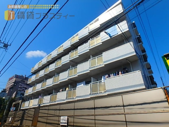 建物外観　前面開けていて明るいお部屋です