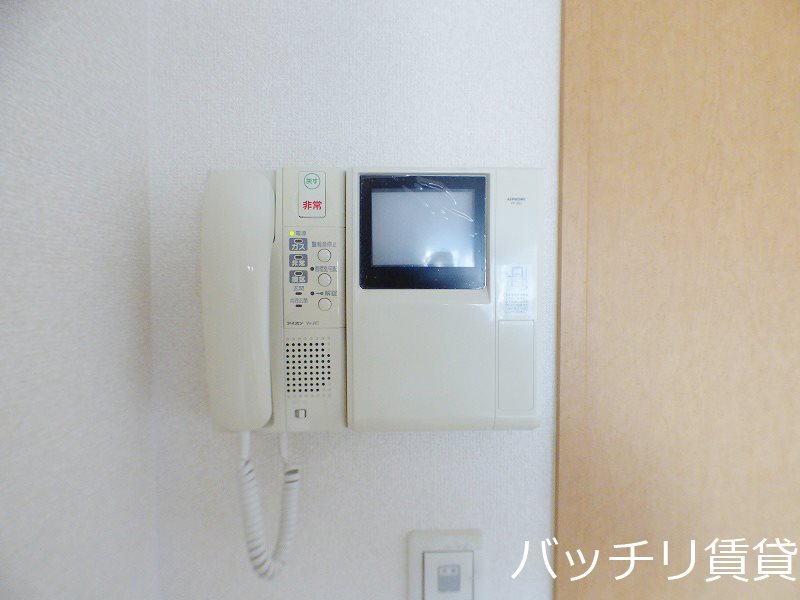 セキュリティ　画像は別号室タイプの為、現状を優先致します。