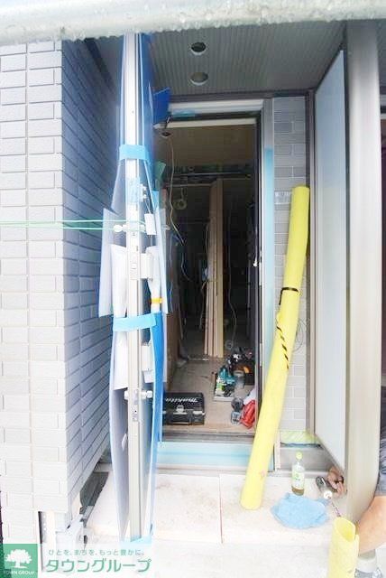 玄関　バルコニー
