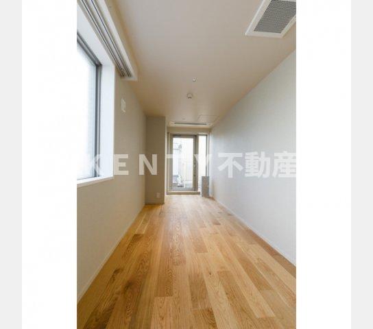 その他部屋・スペース　落ち着いて過ごせるお部屋なので、寝室にいかがでしょうか