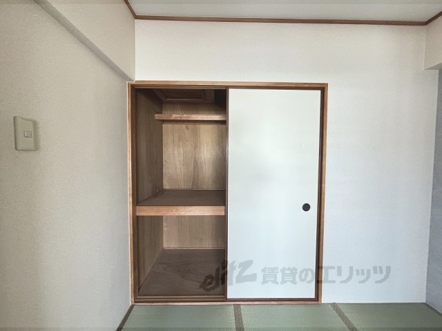 玄関　収納