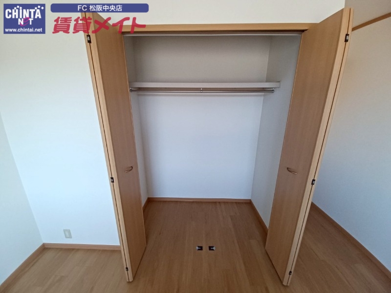 収納　同物件別室反転写真