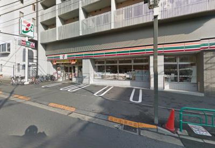 コンビニ　セブンイレブン　杉並和田一丁目店（コンビニ）まで414m