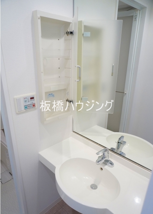 洗面設備　台