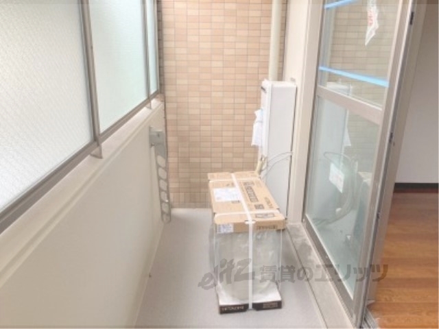 バルコニー　＊建築中
