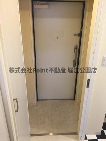 地下鉄千日前線 西長堀駅 徒歩2分 9階建 築14年の玄関写真
